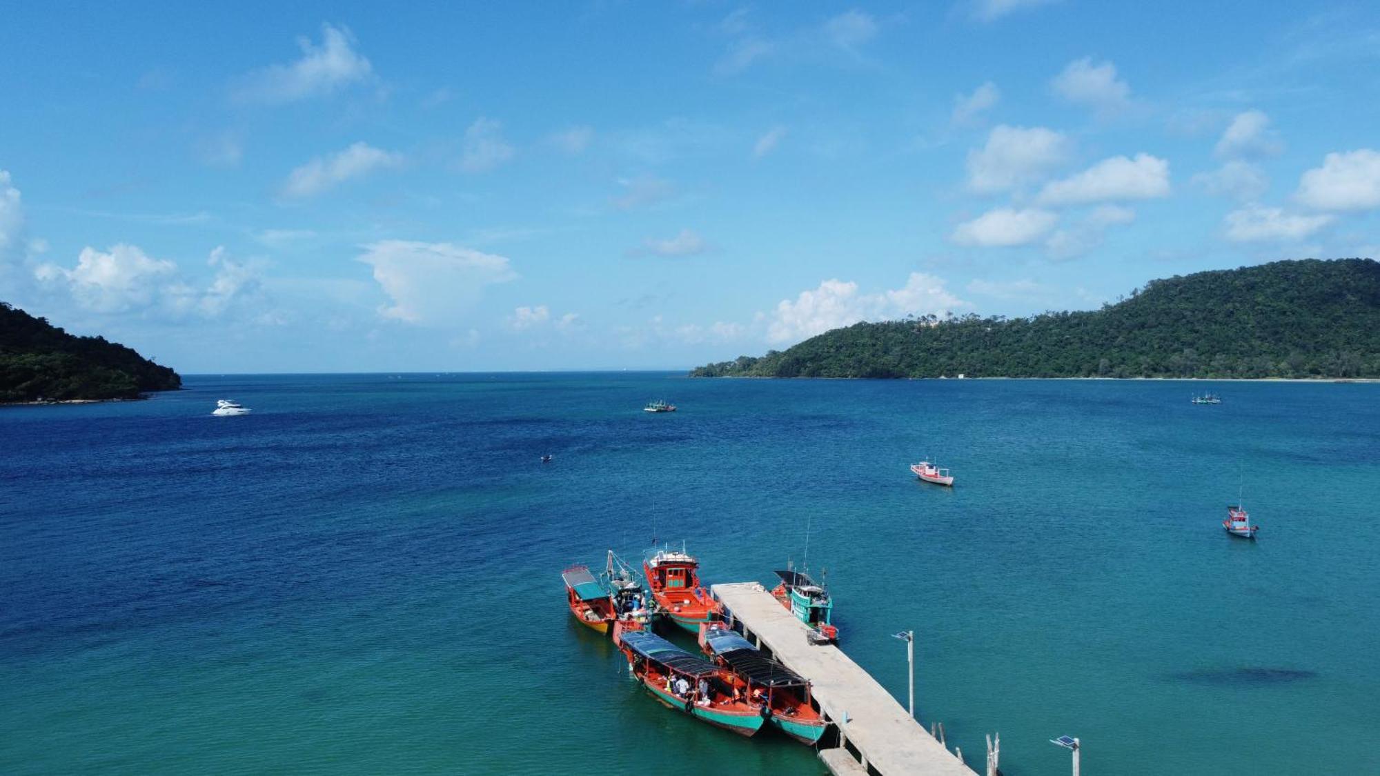 Coral Hotel Koh Rong Sanloem Buitenkant foto